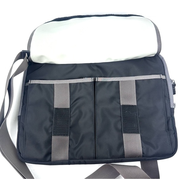 Timbuk2 Quickie Sleeve Crossbody Bag Laptop iPad Case Canvas Unisex - Picture 4 of 10